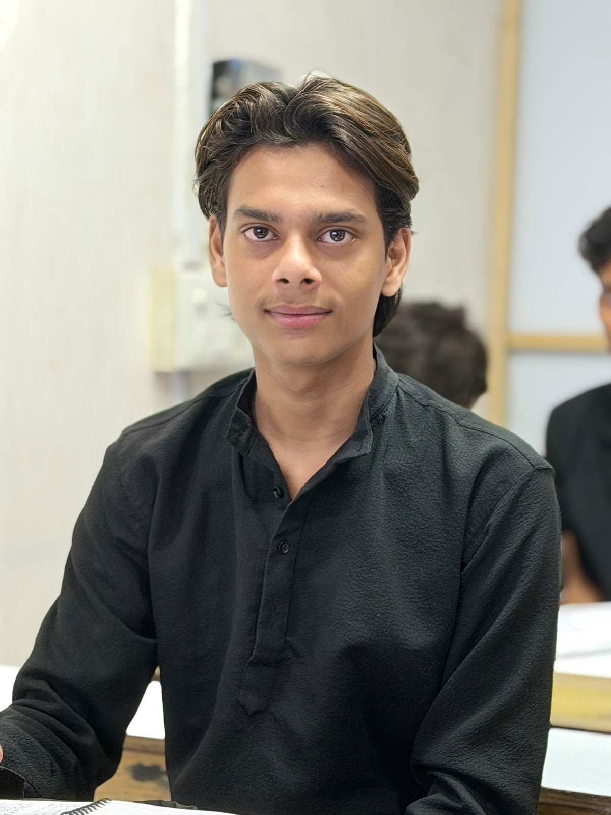 Student at Meer Sir Academy for Class 11 Commerce entrance preparation